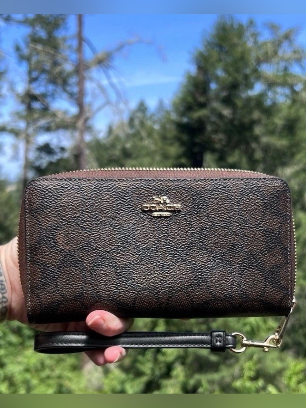 COACH Long Zip-Around Wallet Signature Brown with Gold Hardware AUTHENTC - Picture 3 of 13